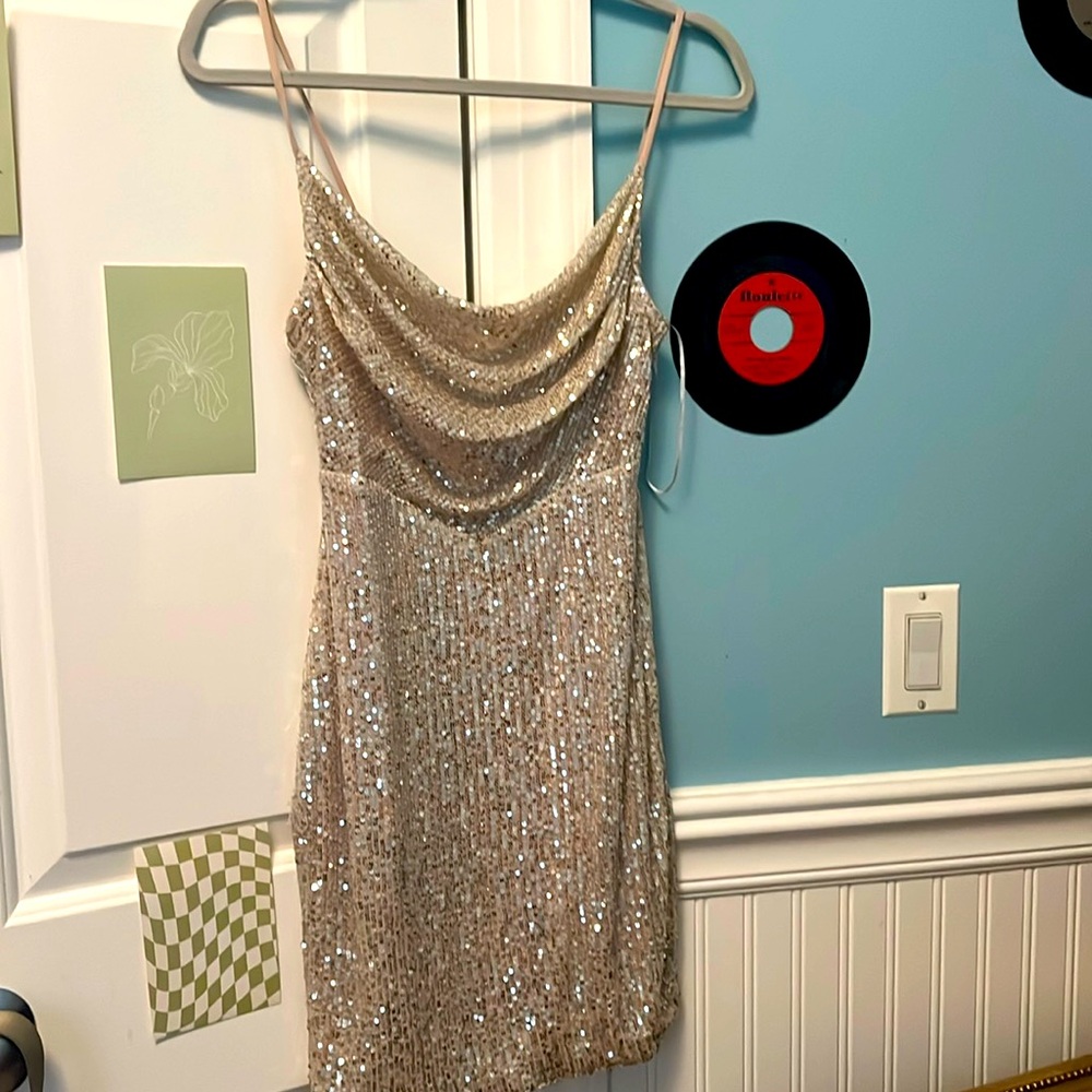 Homecoming/semiformal dress